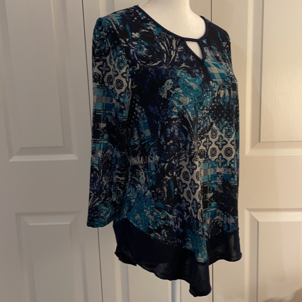 Exclusive One Women’s SZ L 3/4 Sleeve Blue/ Top - Picture 3 of 8